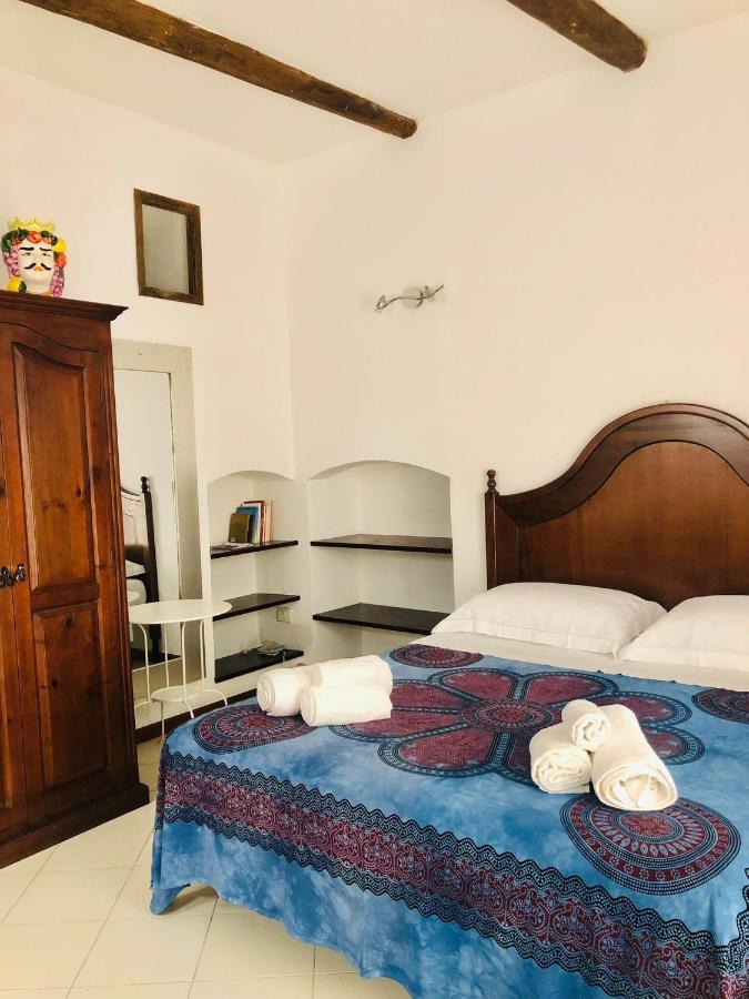 La Casa Di Miriam Villa Szirakúza Kültér fotó